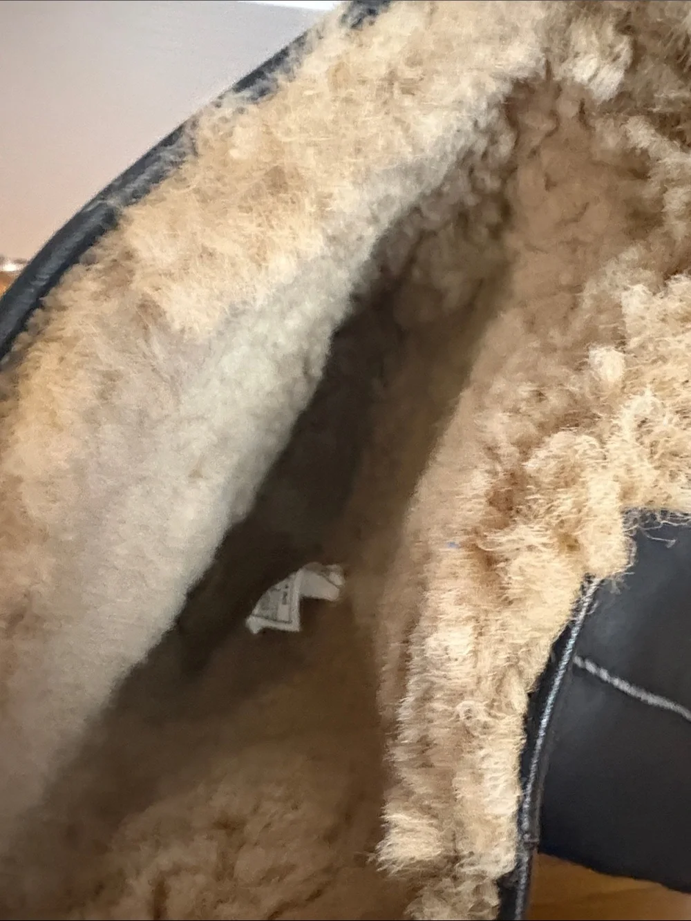 UGG classic black